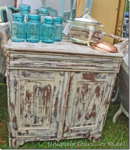 Painted vintage washstand bar